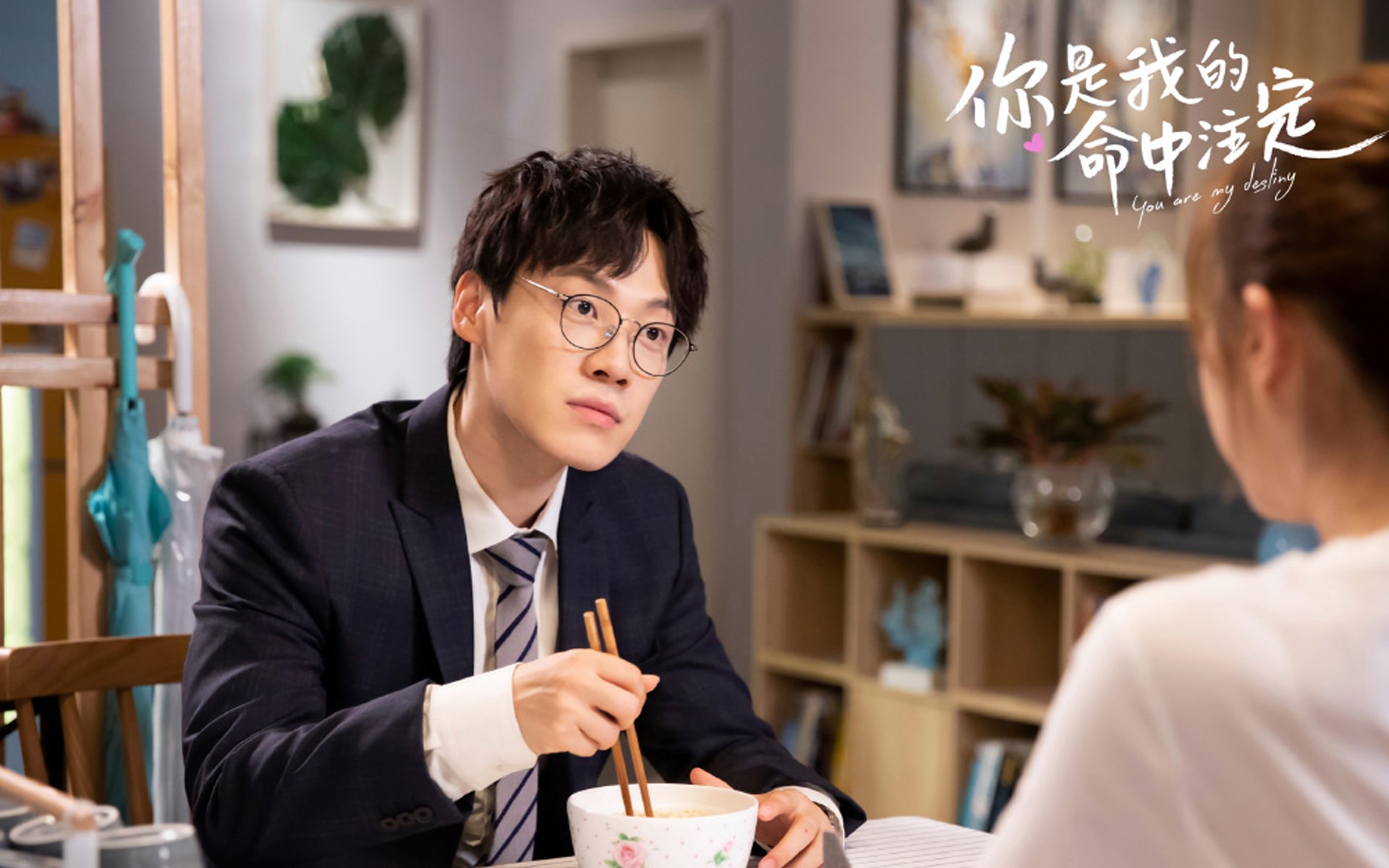 熊猫体育APP-球员们在比赛中展现出了顶尖水准，球员们正在为比赛做准备用英语怎么说